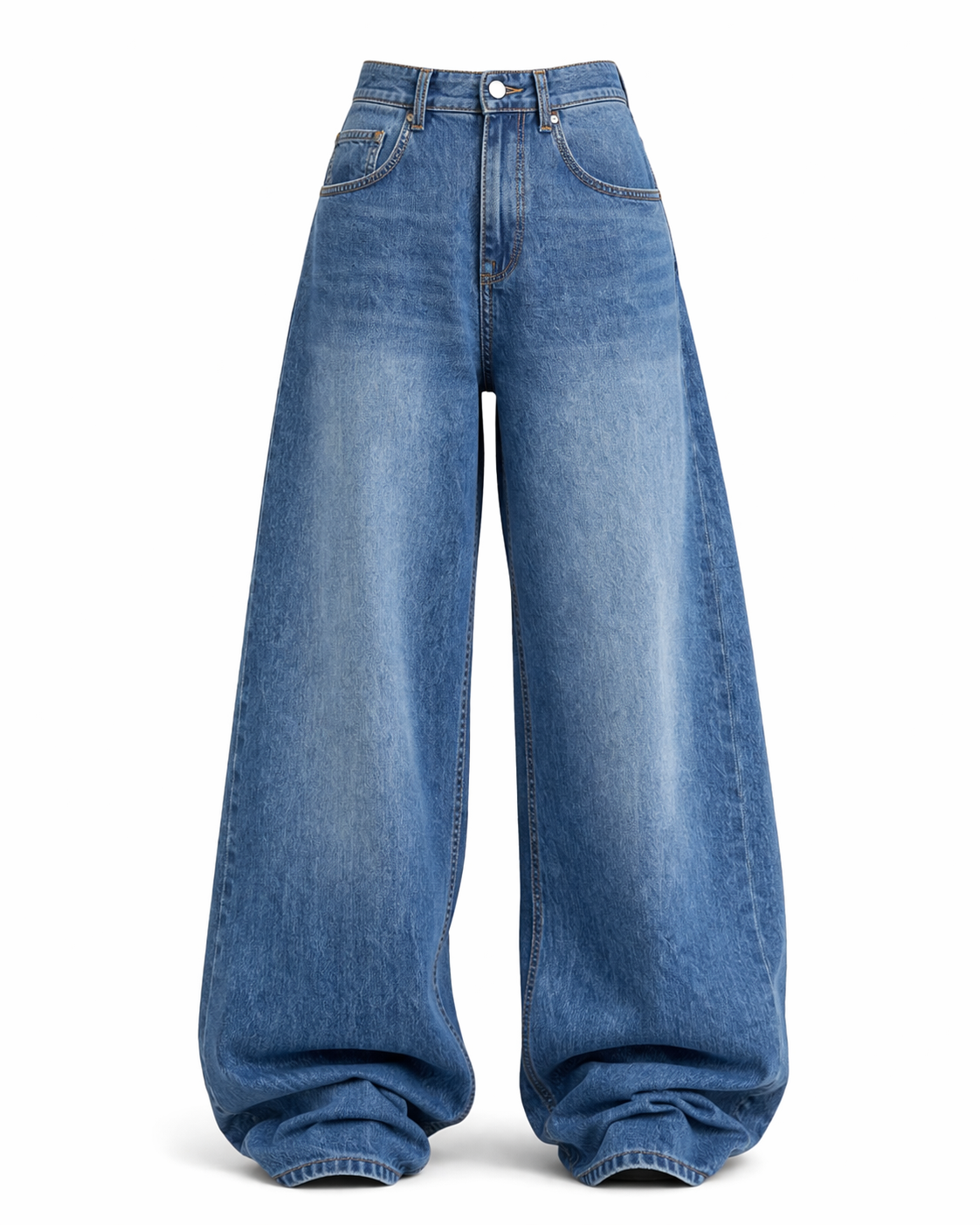 1b614f29 8f98 424a b943 9c5d6c0eb849 Auf dem Bild sieht man eine blaue Jeans von der Vorderansicht, die beine gehen unten weiter auseinander und sie fällt locker über den schuh